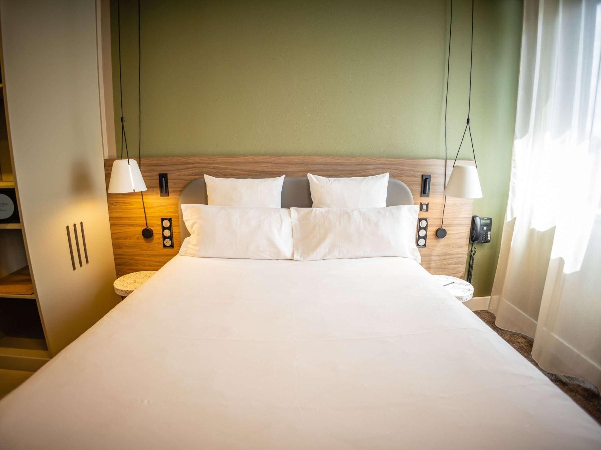 Novotel Normandie Hotel 4*